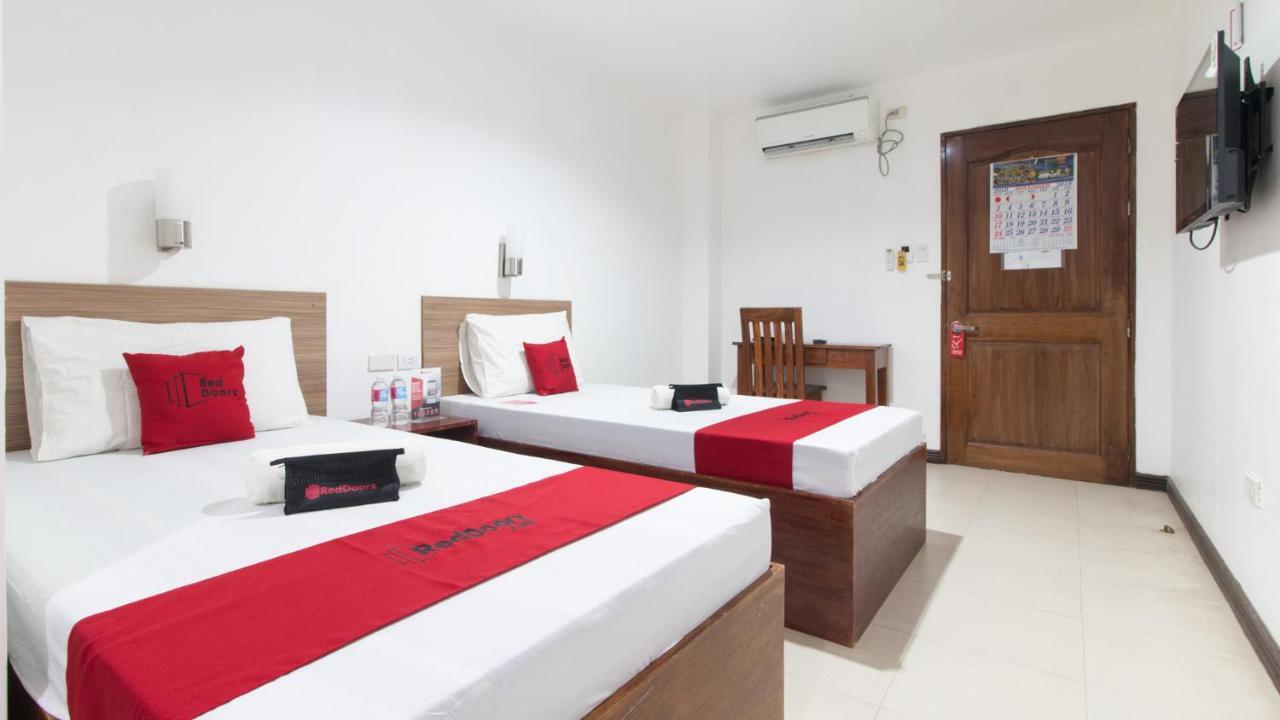 Reddoorz Plus Near Vigan City Commercial Center Luaran gambar